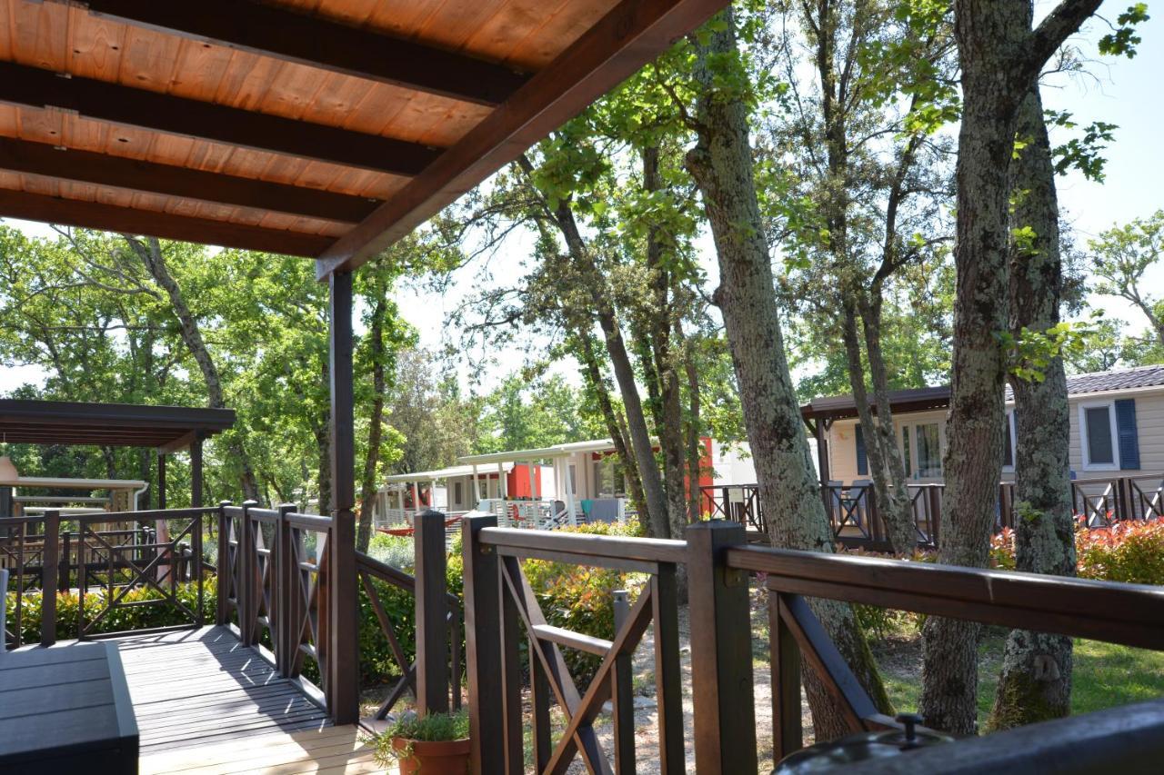 West Coast Mobilhome With Xxl Terrace In Naturist Resort Solaris Fkk Tar-Vabriga Buitenkant foto
